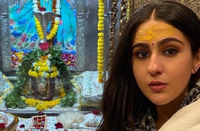 पूजा करने पर सारा अली खान हुईं ट्रोल