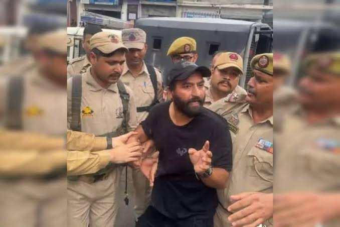 AAP विधायक की गिरफ्तारी का विरोध करने पर संजय सिंह हाउस अरेस्ट