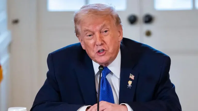 रूस और चीन क़ब्ज़ा ना कर लें, इसलिए अमेरिका को चाहिए ग्रीनलैंड: ट्रंप