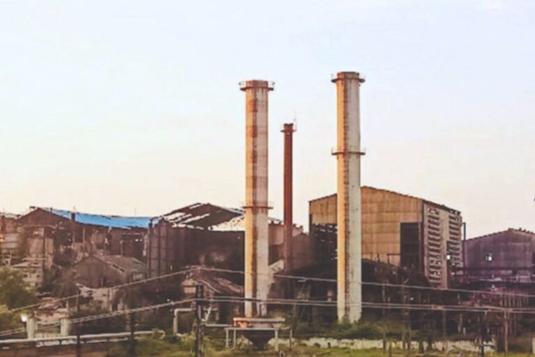 कृषि प्रधान देश में चीनी मिल चलाने को लेकर अन्नदाता अपनी मांगो पर डटे