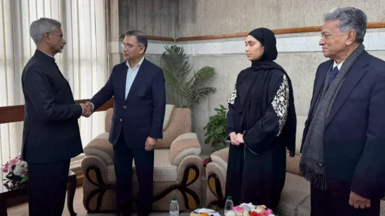 जयशंकर ढाका जाकर भी बांग्लादेश की अंतरिम सरकार के प्रमुख मोहम्मद यूनुस से क्यों नहीं मिले