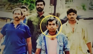 38 साल में 1000 फिल्में करने का बनाया वर्ल्ड रिकॉर्ड, कमाई में नहीं किसी हीरो से कम, तस्वीर में दिख रहा कौन हैं ये साउथ स्टार