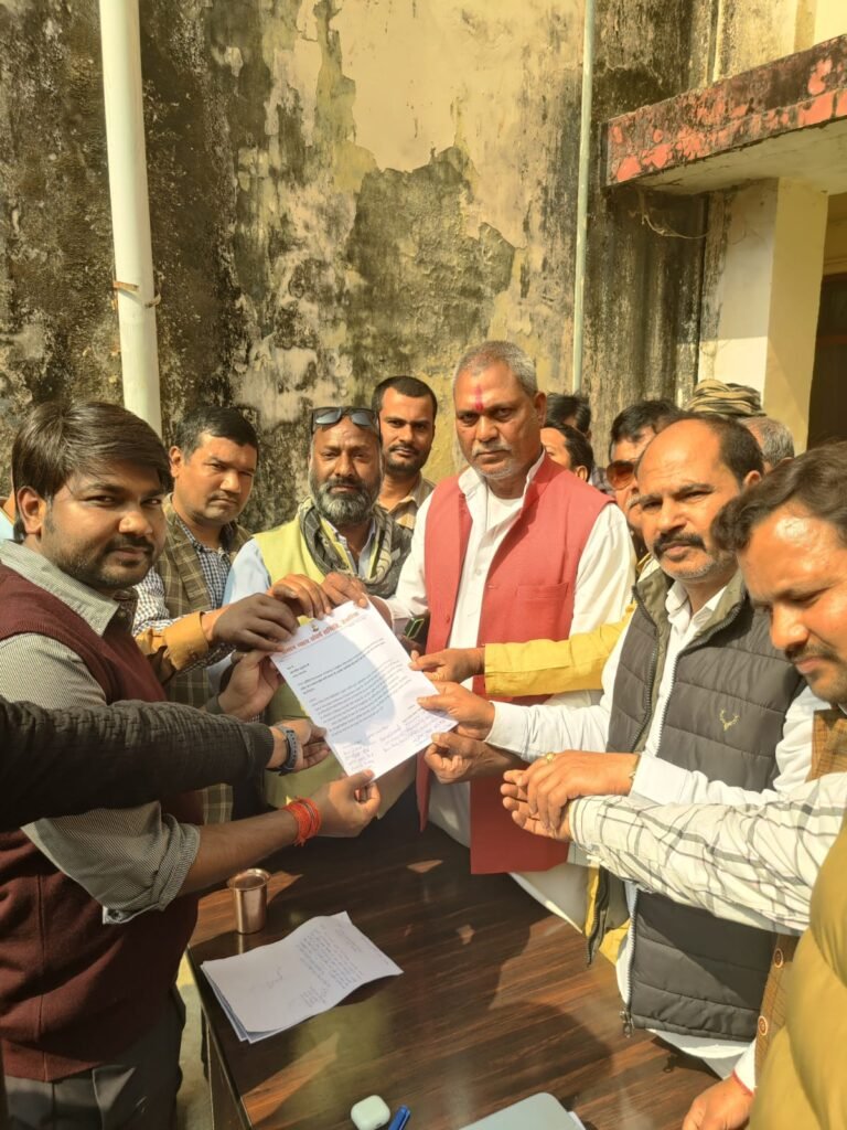 यूजीसी विनियम में संशोधन व आरक्षण नीति की समीक्षा की मांग