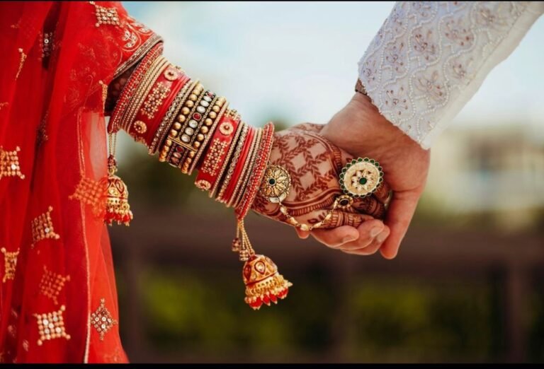 बारात आने में हुई देरी तो दूल्हे पर लगेगा 5 हजार प्रति घंटा जुर्माना, पंचायत के ये 6 कड़े फरमान भी