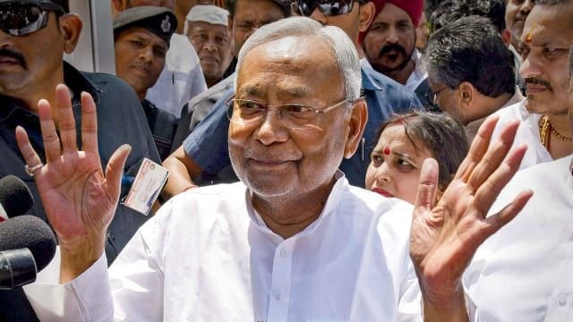 Bihar Vidhan Sabha LIVE: परीक्षा केंद्र में एंट्री नहीं देने वाले पर हो ऐक्शन, छात्रा के सुसाइड पर बोलीं राबड़ी देवी