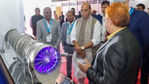 'आपके पास 5 साल हैं...', जेट इंजन को लेकर रक्षा मंत्री राजनाथ सिंह ने DRDO से कहा